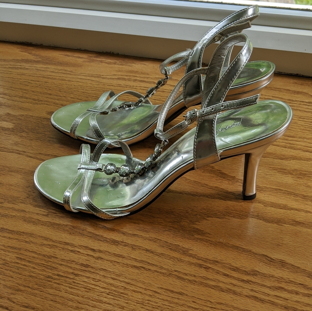 Silver Crystal open toe heal sandal shoe - Picture 5 of 5